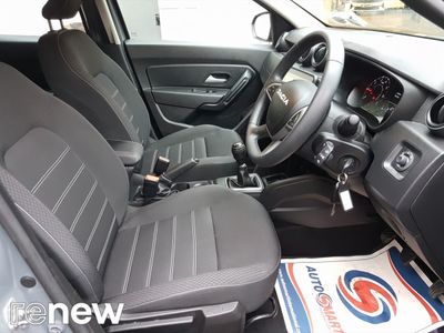 2023 Dacia Duster