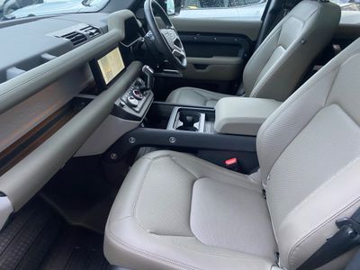 2023 Land Rover Defender