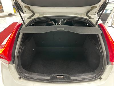 2016 Volvo V40