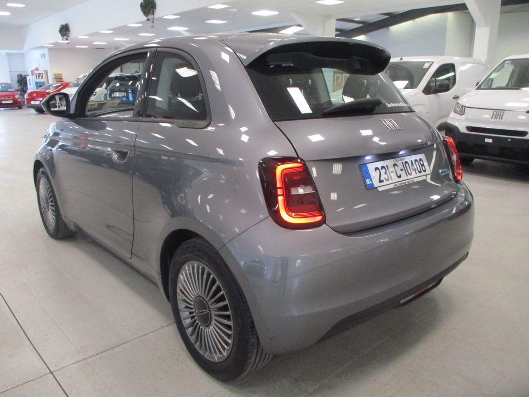 2023 Fiat 500e