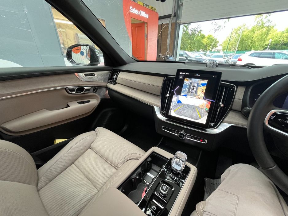 2025 Volvo XC90