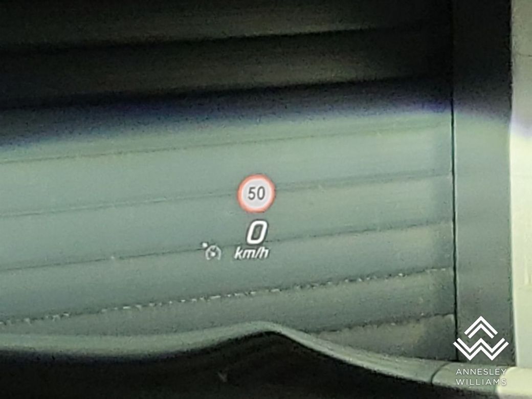 2025 Mercedes-Benz EQB