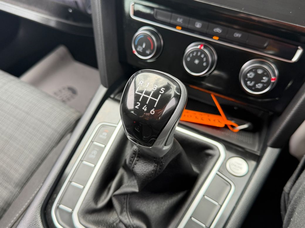 2022 Volkswagen Passat