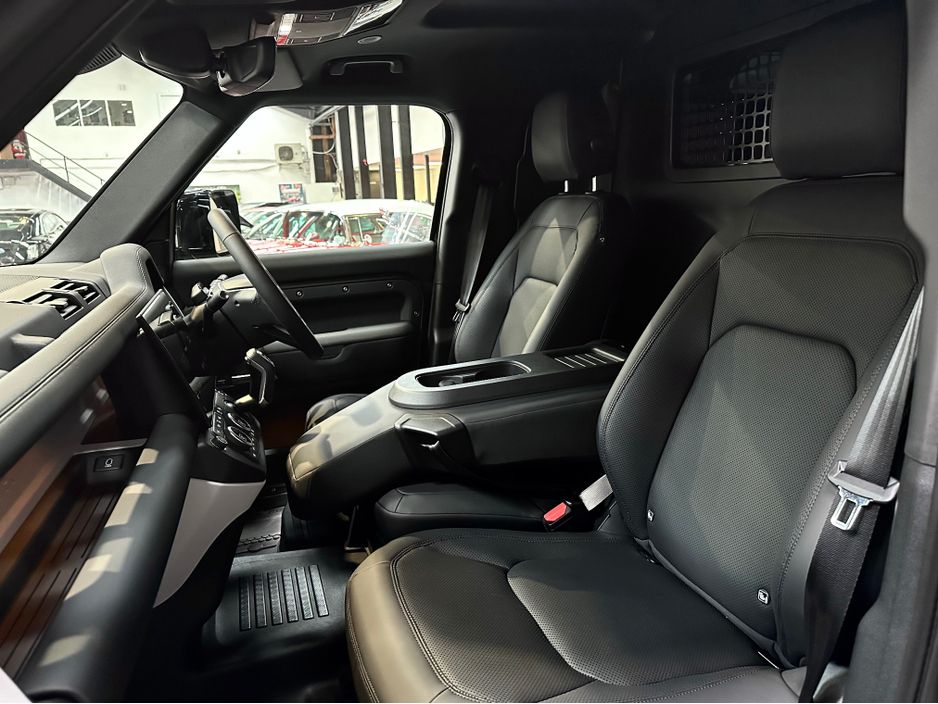 2026 Land Rover Defender