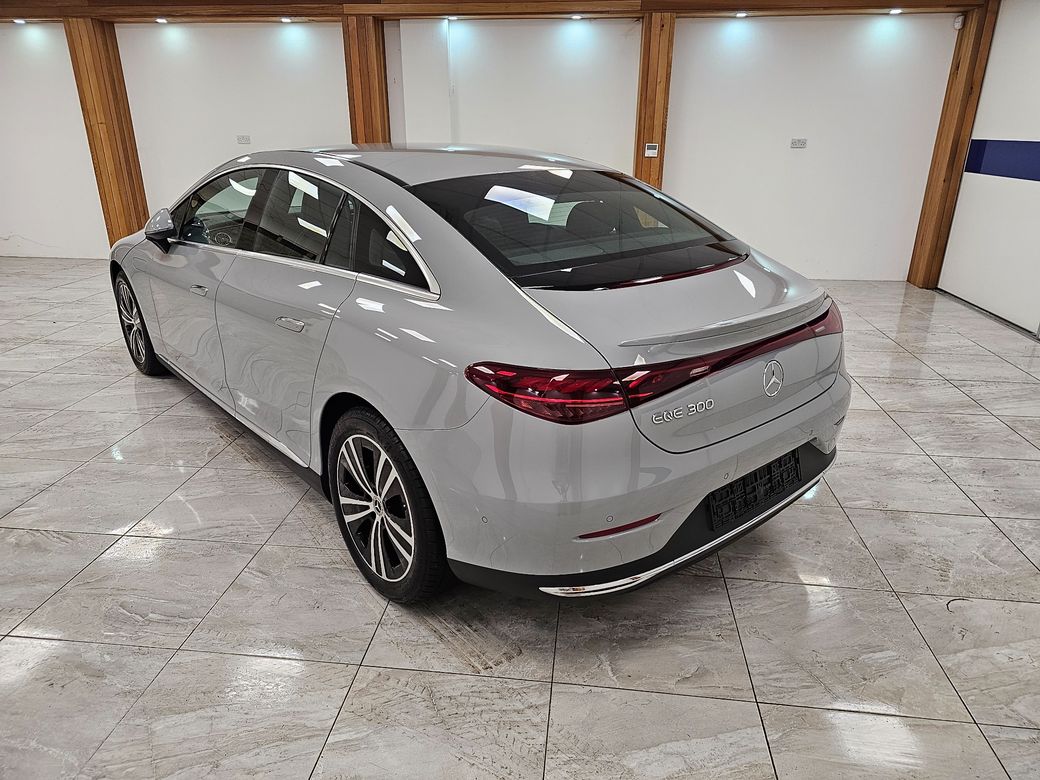 2025 Mercedes-Benz EQE