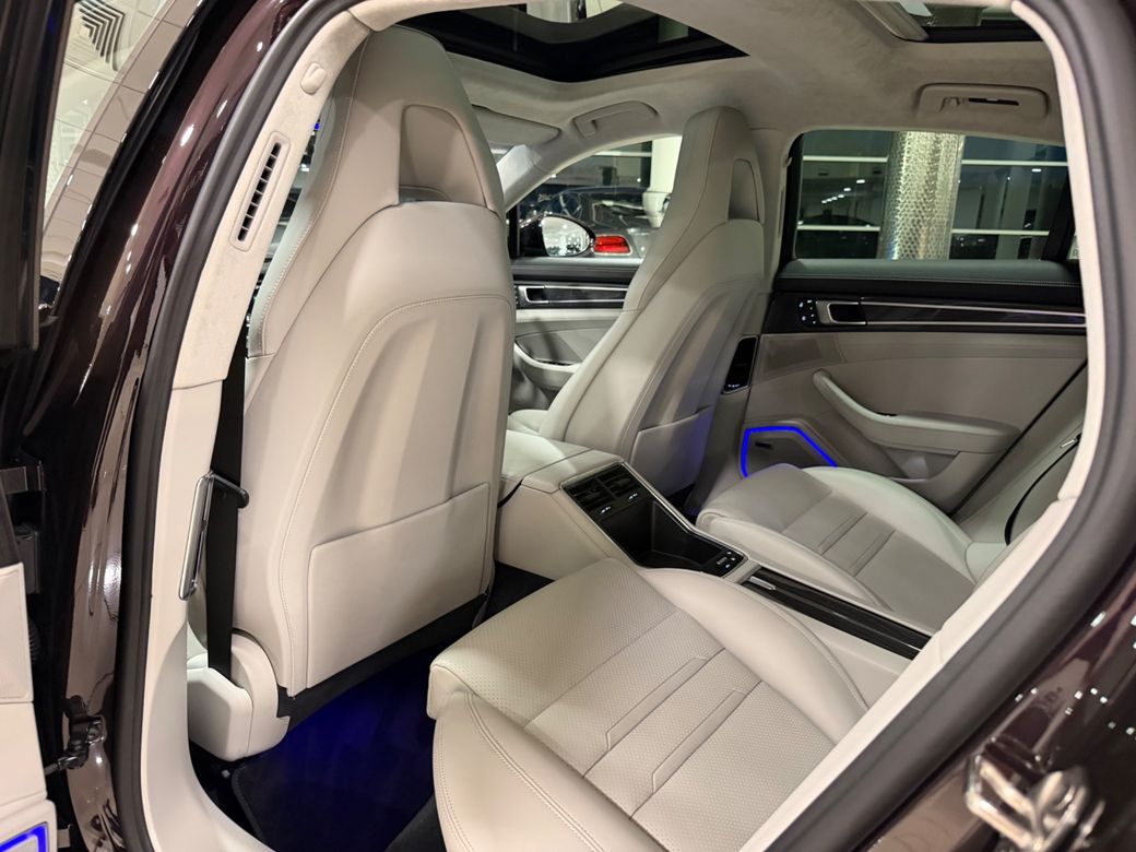 2023 Porsche Panamera