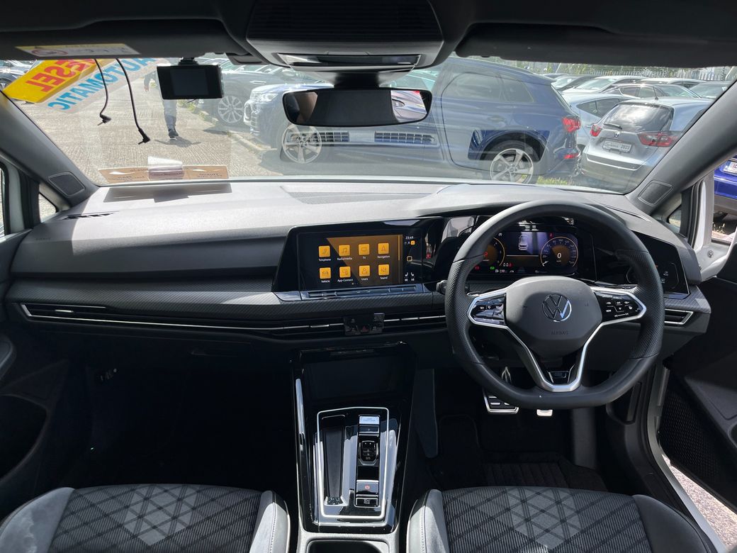 2023 Volkswagen Golf