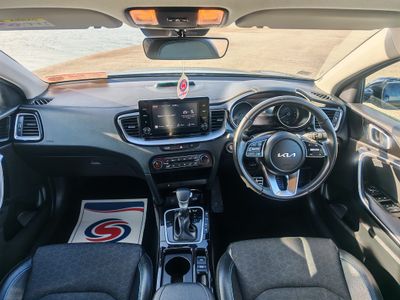 2023 Kia XCeed