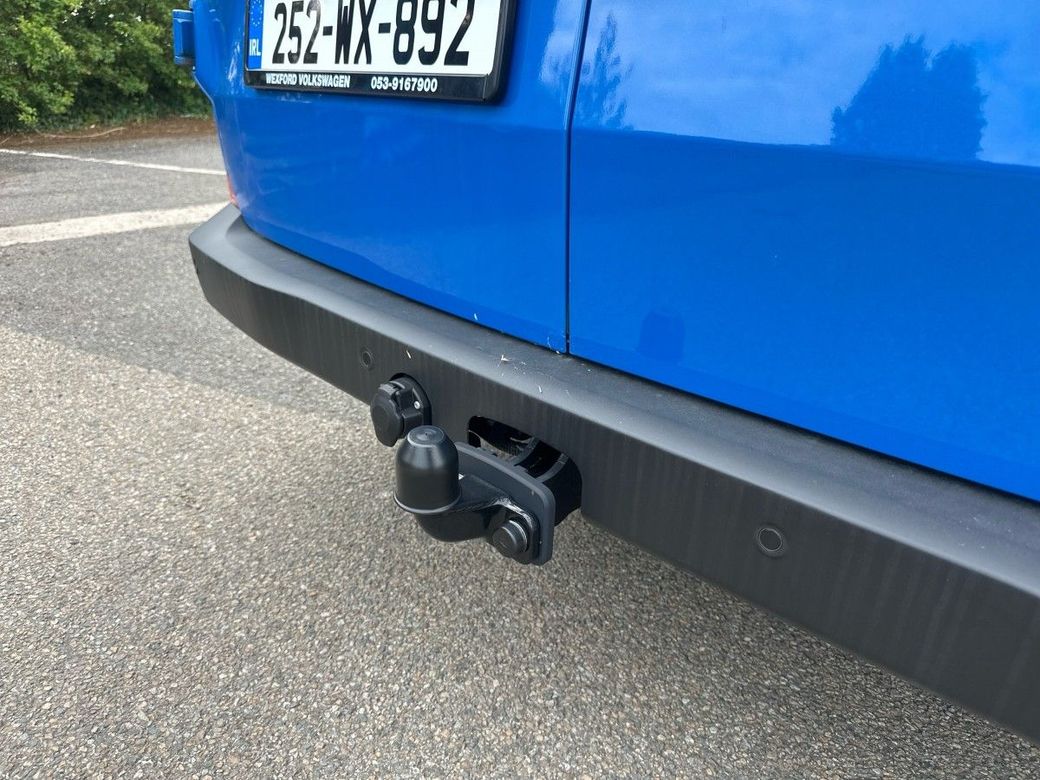 2025 Volkswagen Transporter