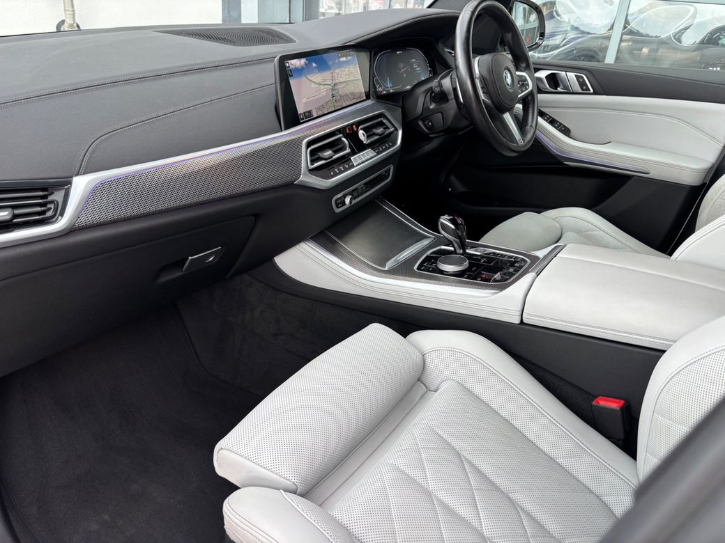 2023 BMW X5