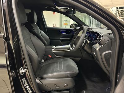 2025 Mercedes-Benz GLC Class
