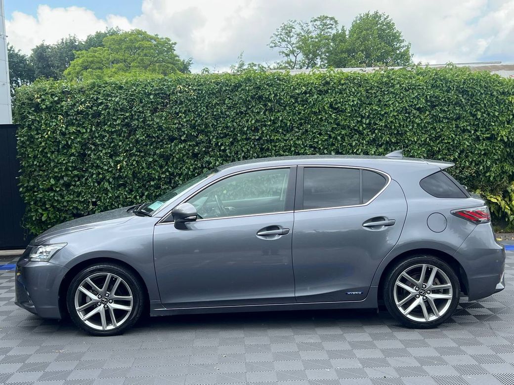 2017 Lexus CT 200h