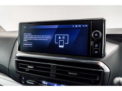 2025 Peugeot Traveller