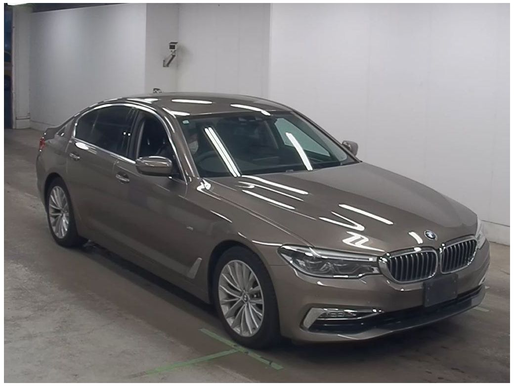 2017 BMW 523