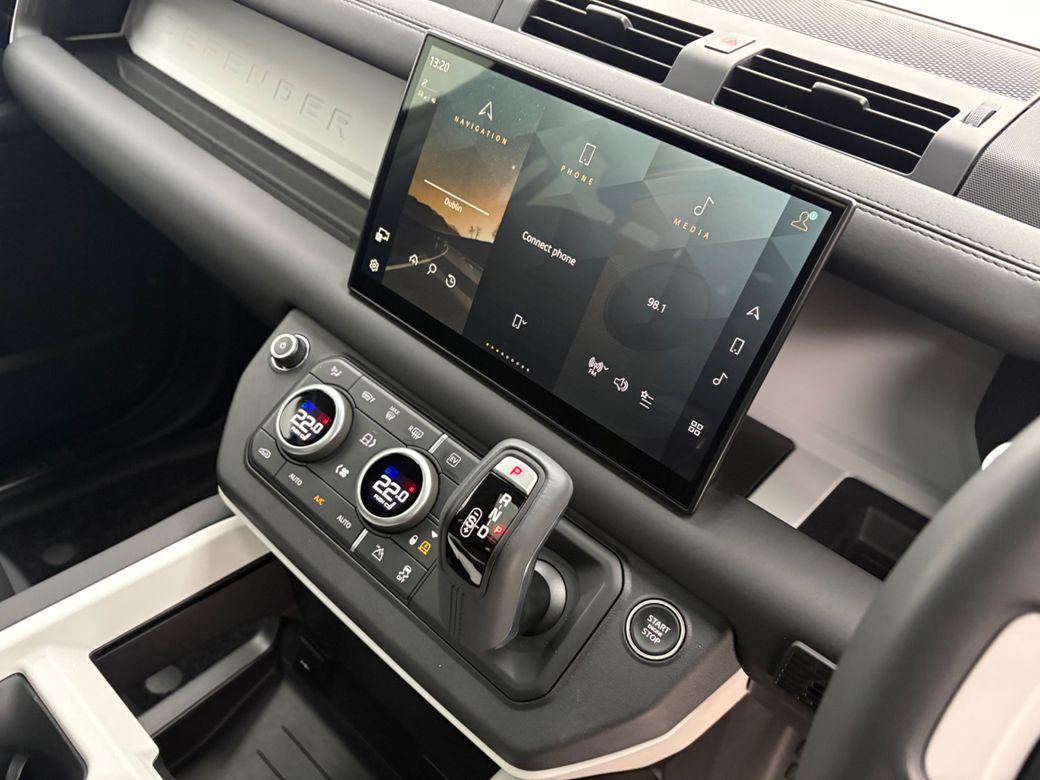 2025 Land Rover Defender
