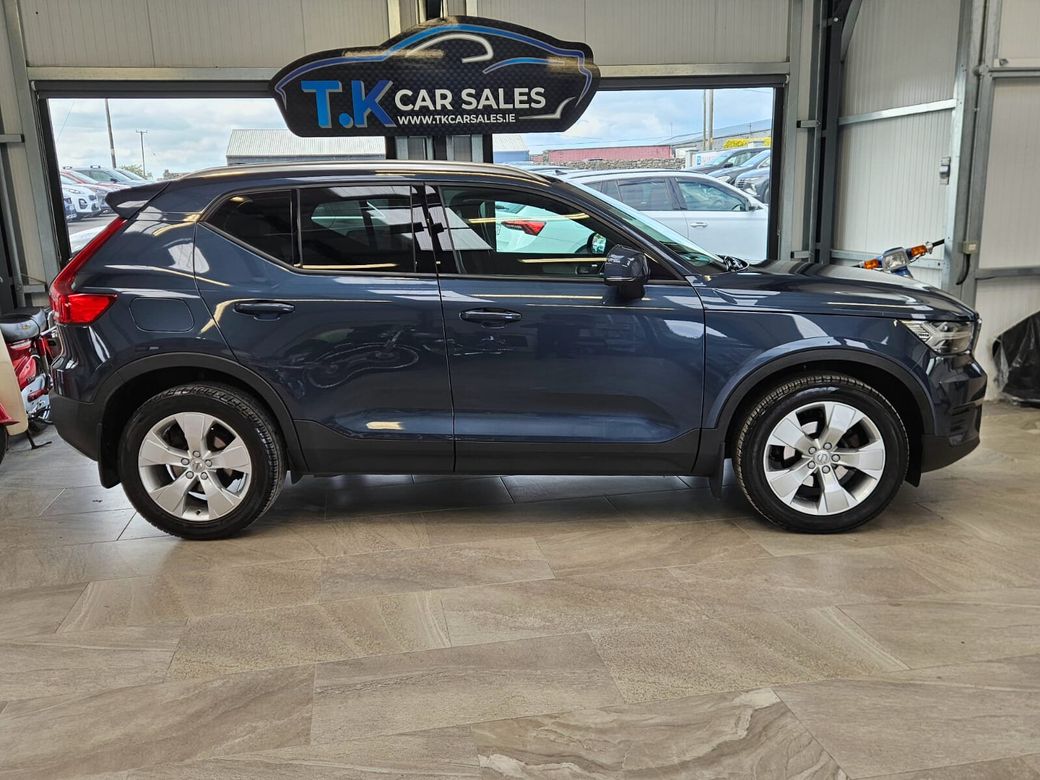 2021 Volvo XC40