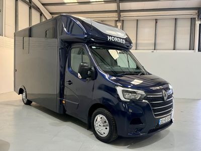 2020 Renault Master