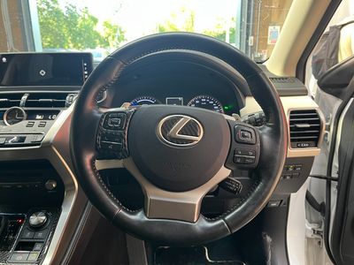 2019 Lexus NX 300h