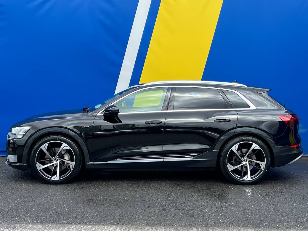 2022 Audi e-tron