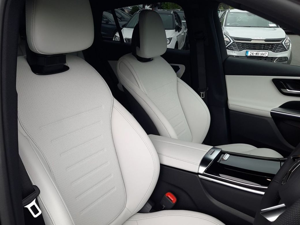 2025 Mercedes-Benz GLC Class