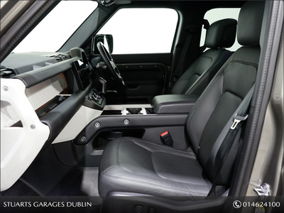 2025 Land Rover Defender