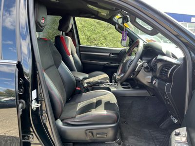 2024 Toyota Hilux