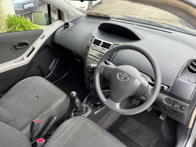 2011 Toyota Yaris