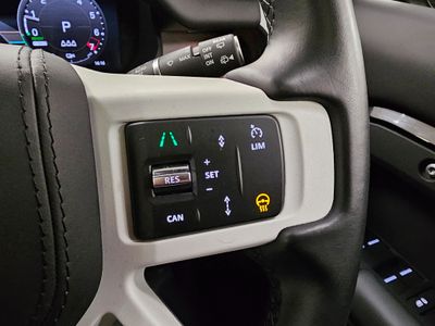 2025 Land Rover Defender