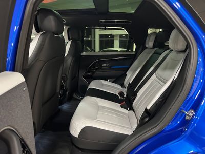 2025 Land Rover Range Rover Sport