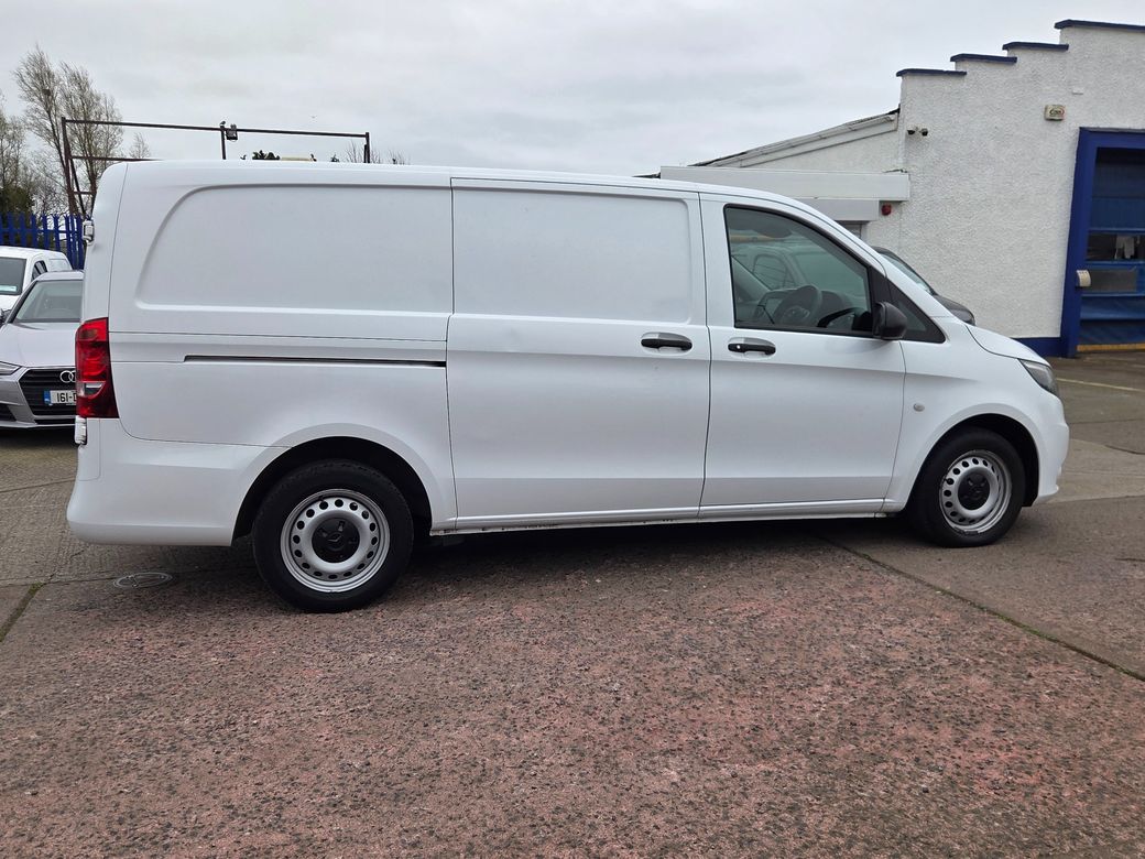 2021 Mercedes-Benz Vito