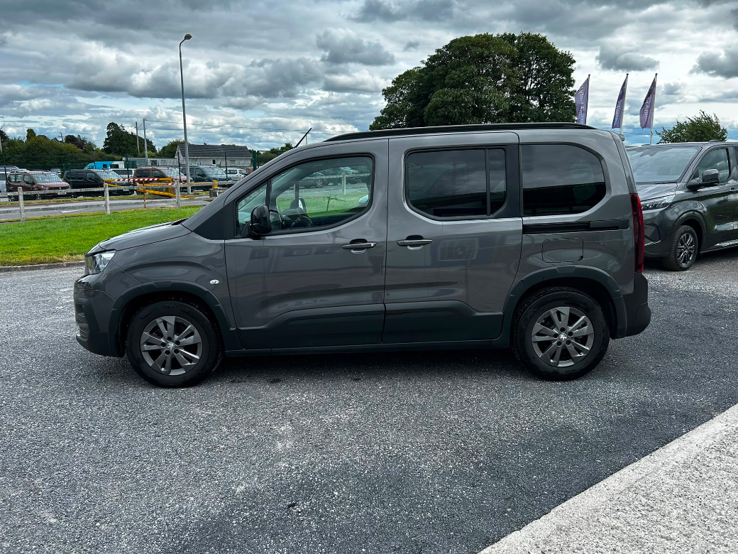 2023 Peugeot Rifter