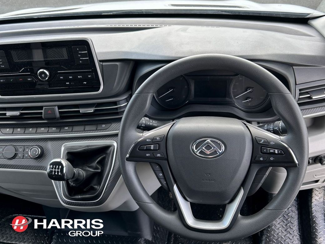 2025 Maxus Deliver 9