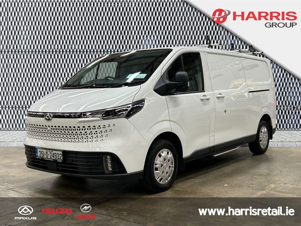 2025 White Maxus Deliver 7