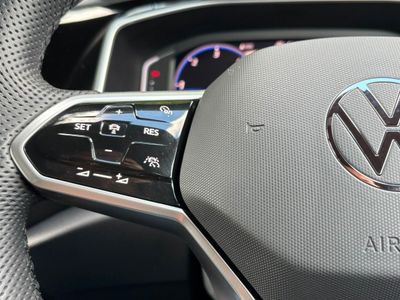 2023 Volkswagen T-Roc