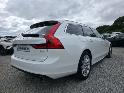 2020 Volvo V90