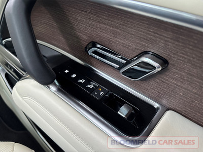 2025 Land Rover Range Rover