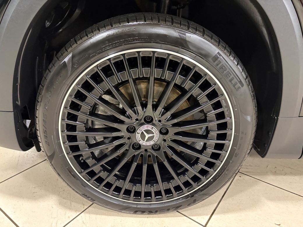 2025 Mercedes-Benz EQB