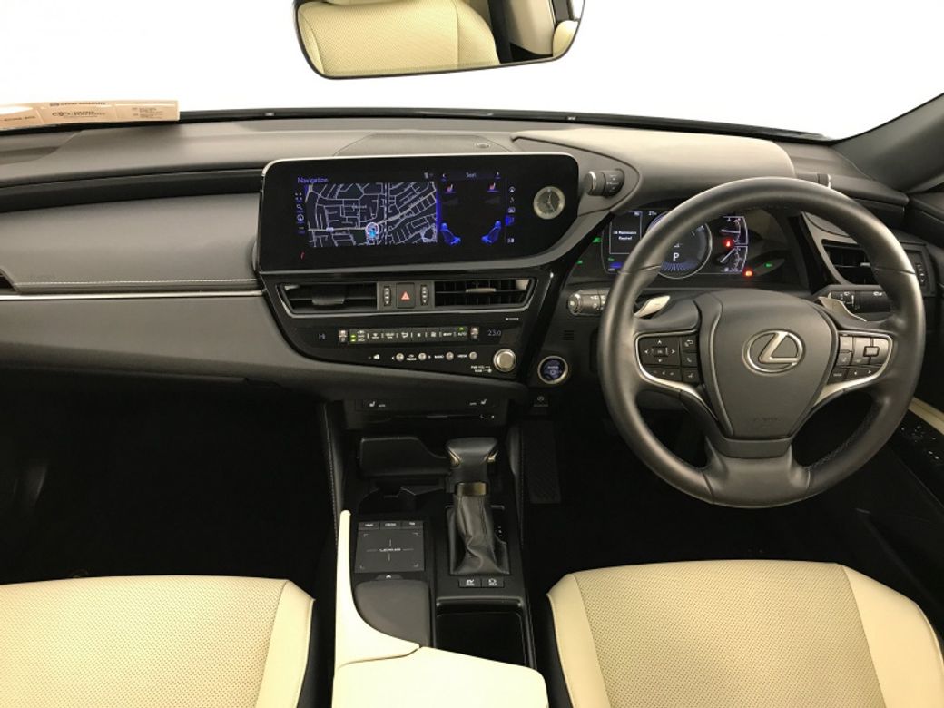 2022 Lexus ES 300h