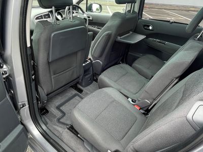 2017 Peugeot 5008