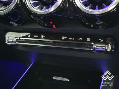 2025 Mercedes-Benz EQB