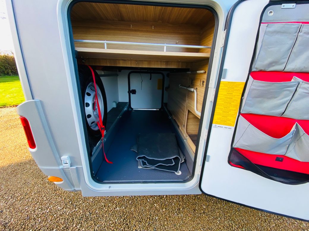 2017 ADRIA CORAL 690SC PLATINUM  L.H.D ISLAND BED 