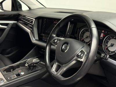 2019 Volkswagen Touareg