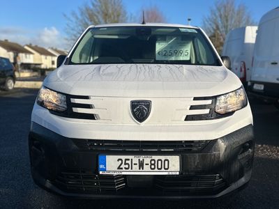 2025 Peugeot Partner