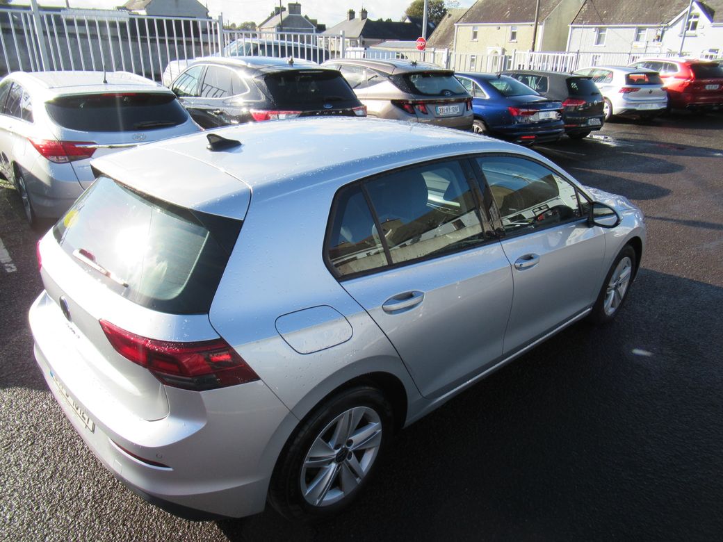 2024 Volkswagen Golf