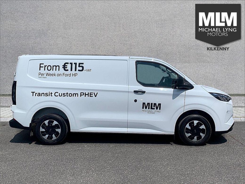 2025 Ford Transit Custom