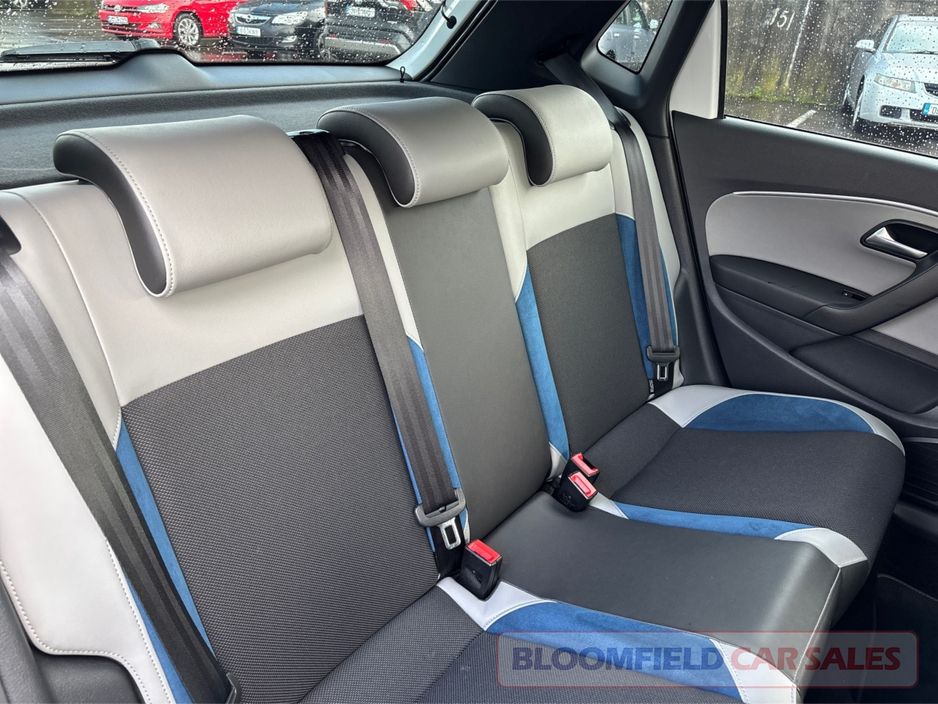 2015 Volkswagen Polo