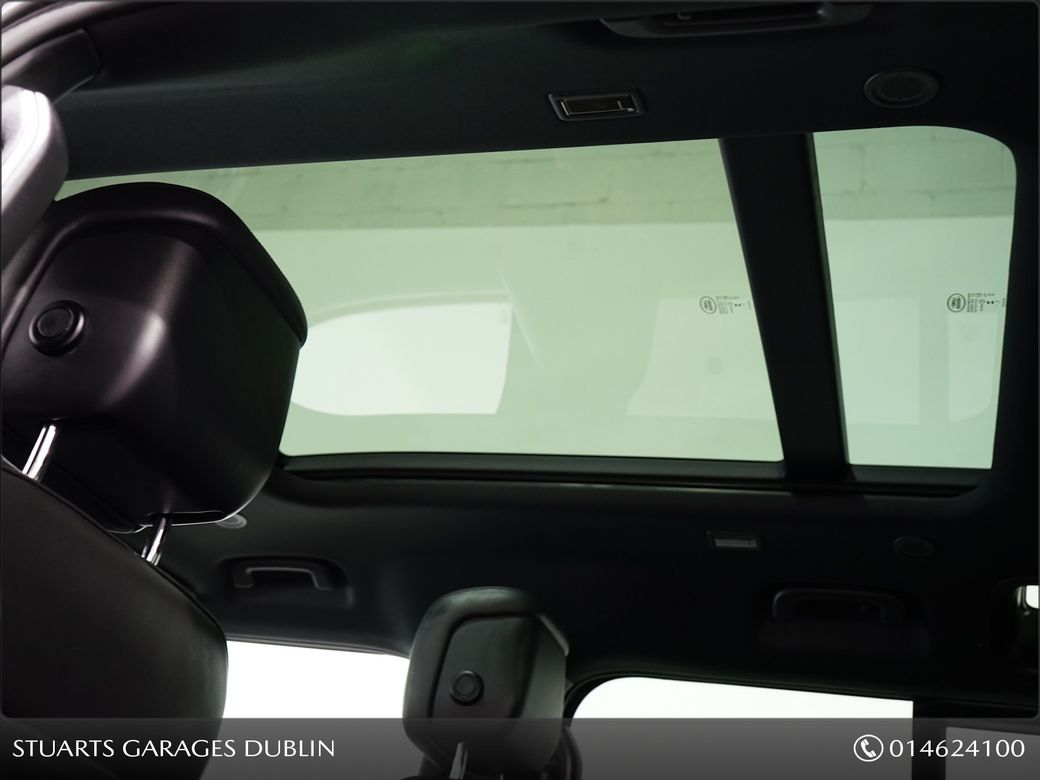 2025 Land Rover Defender