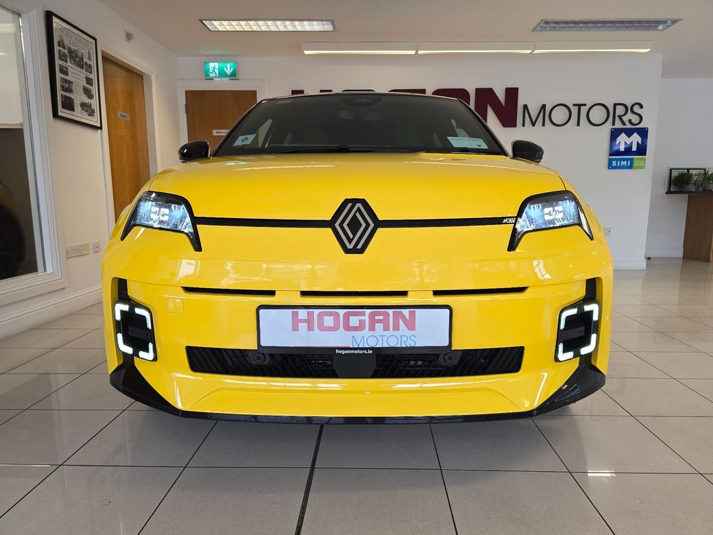 2025 Renault 5