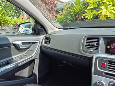 2018 Volvo V60