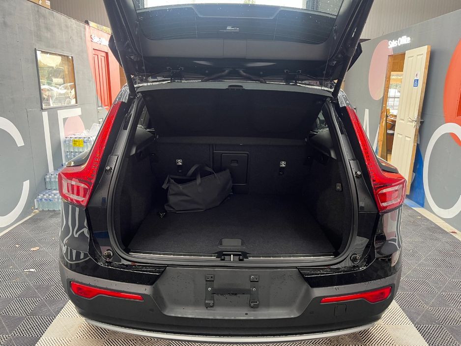 2021 Volvo XC40